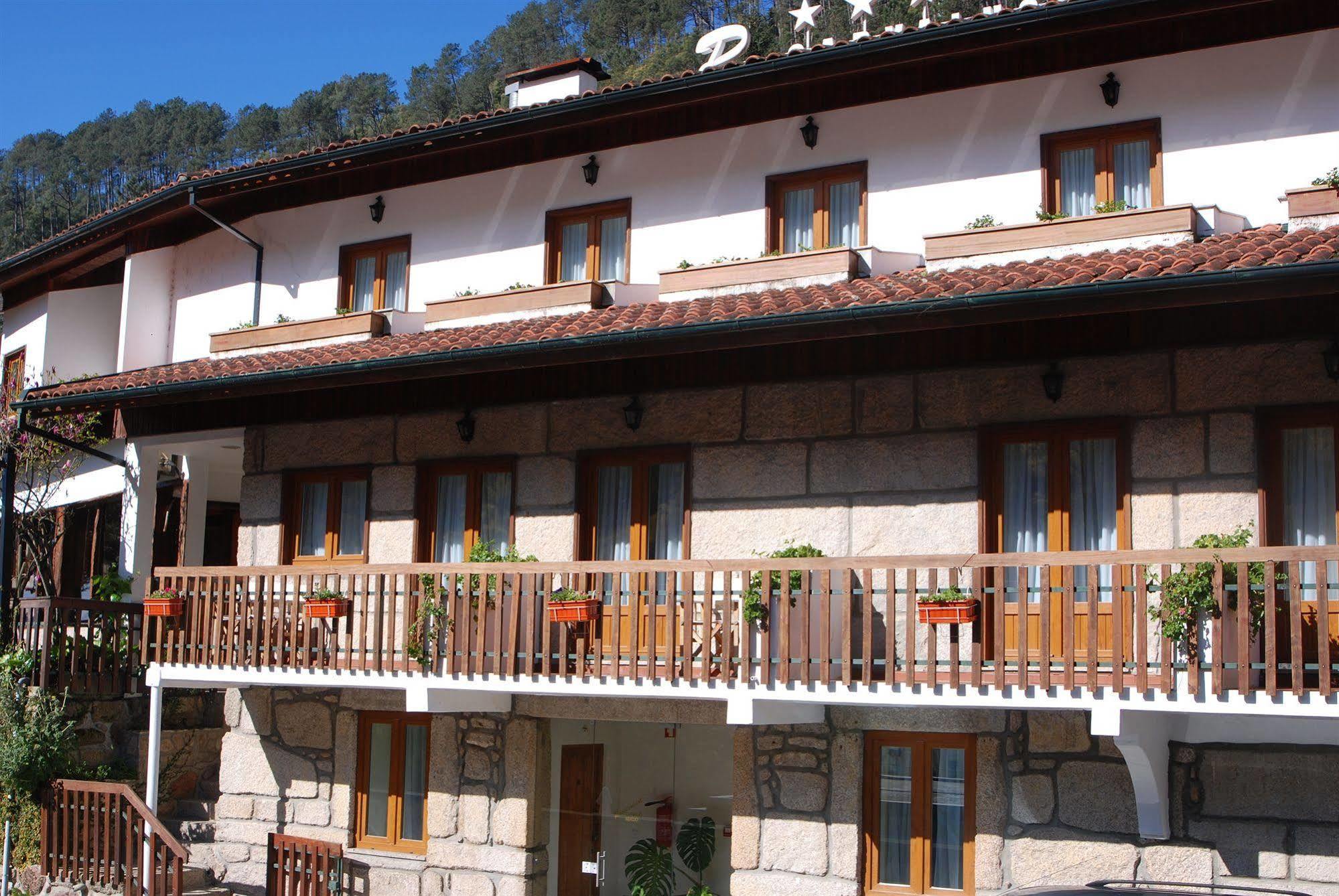 Hotel Carvalho Araujo Geres Exterior photo