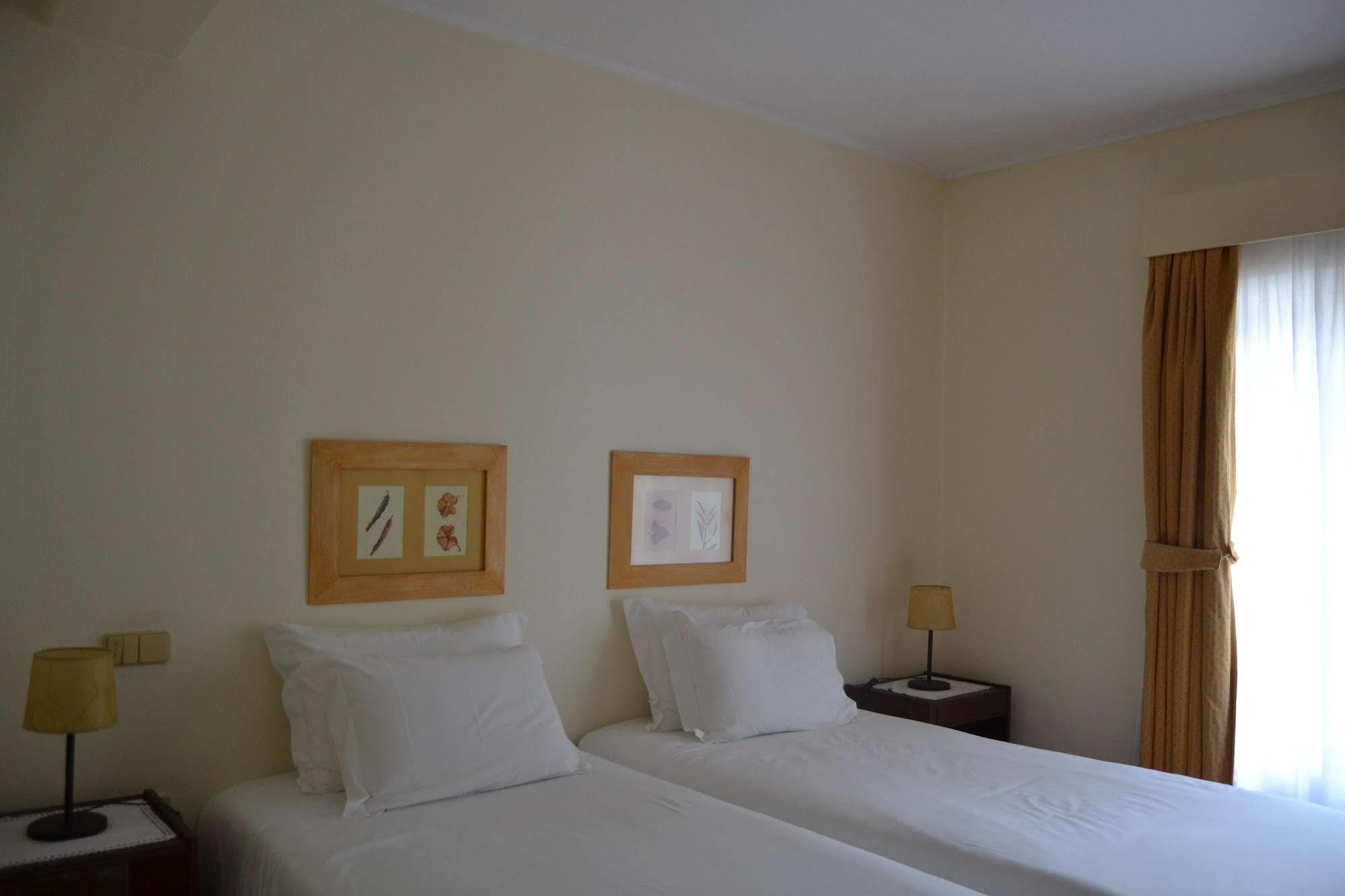 Hotel Carvalho Araujo Geres Exterior photo